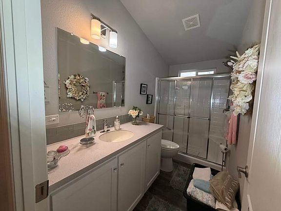 5th image of 3300 E Broadway Rd #143