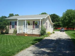 1321 S 39th St, Saint Joseph, MO 64507