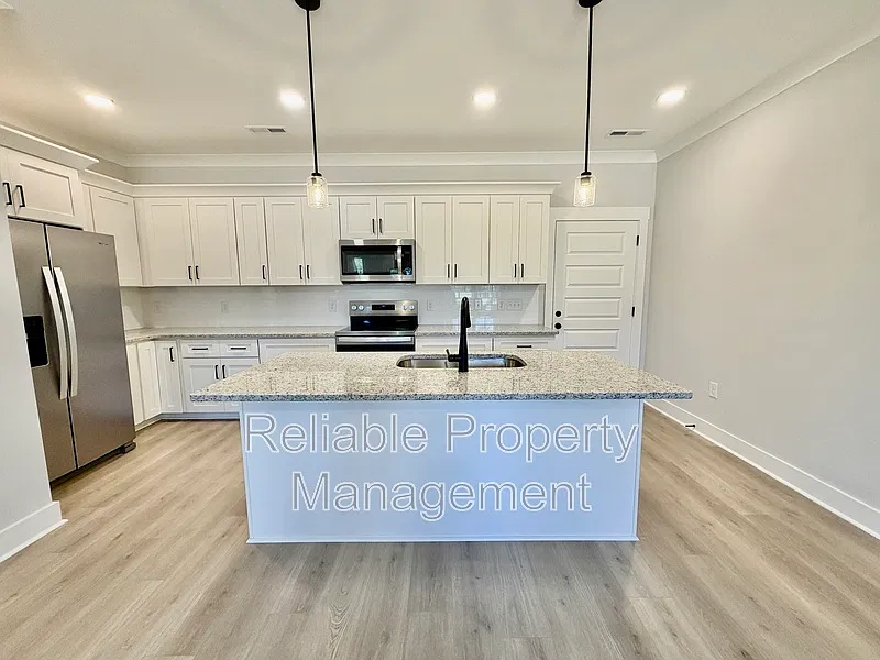 3 bed, 2.5 bath, 1504 sqft, $1,850 — Photo 4