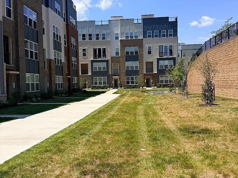 2548 Neabsco Common Pl — Photo 3