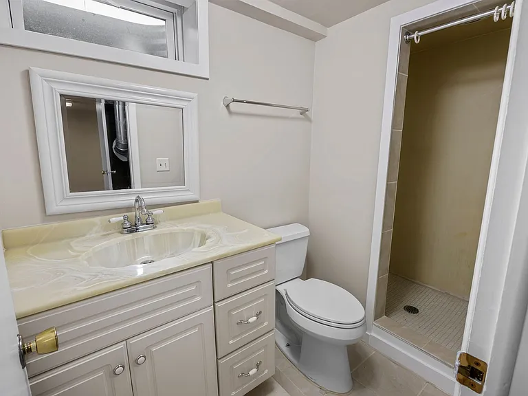 5908 Meredith Dr — Photo 14