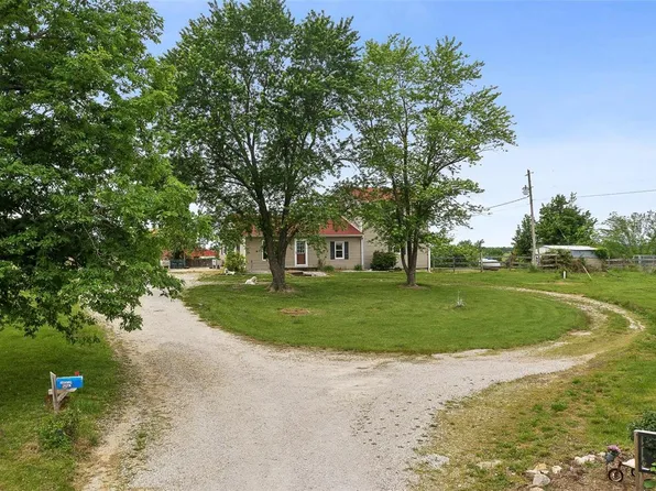 8801 County Road 375, New Bloomfield, MO 65063