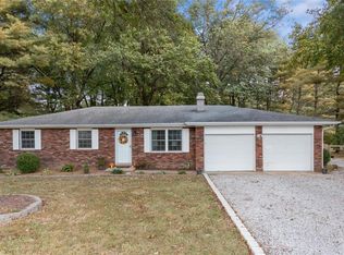 3 Rickhaven Dr, Collinsville, IL 62234