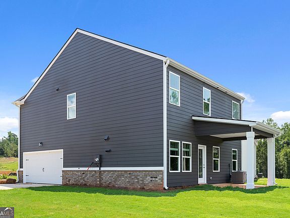 4th image of 252 Spring Lake Dr