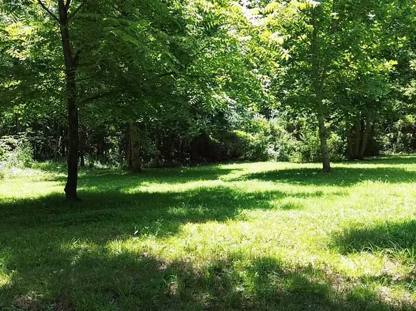 182 Nydeck Rd, Robbins, TN 37852