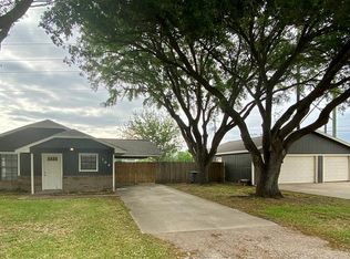 104 Ronald Ave, Bay City, TX 77414