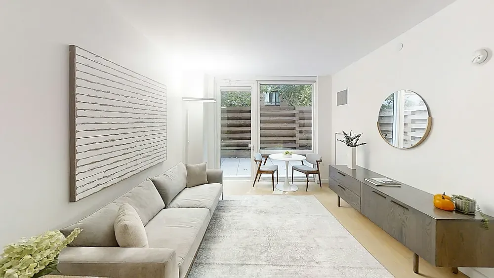 525 W 52nd St — Photo 1