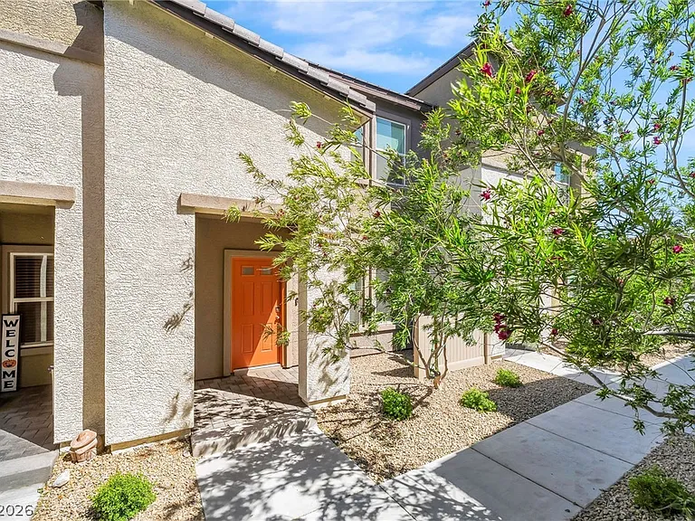 7483 Coastal Ledge St — Photo 3