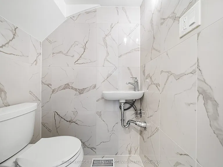 50 Arcadian Cir #2 — Photo 13