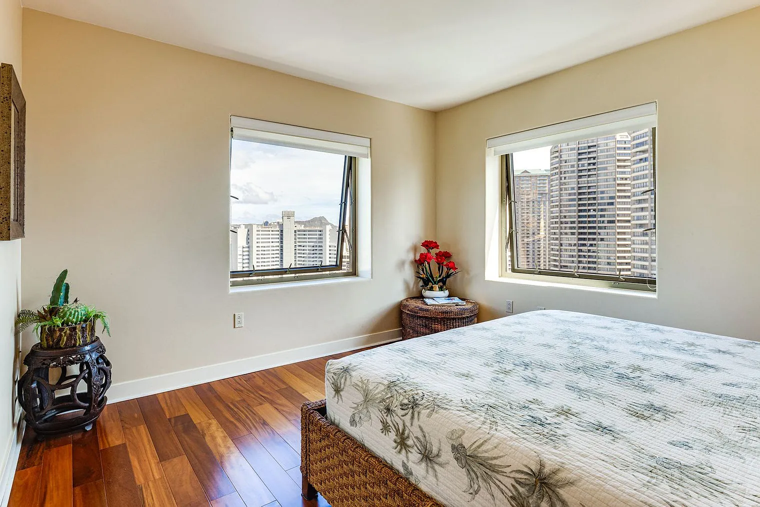 2 bed, 2.0 bath, 2195 sqft, $16,515 — Photo 4