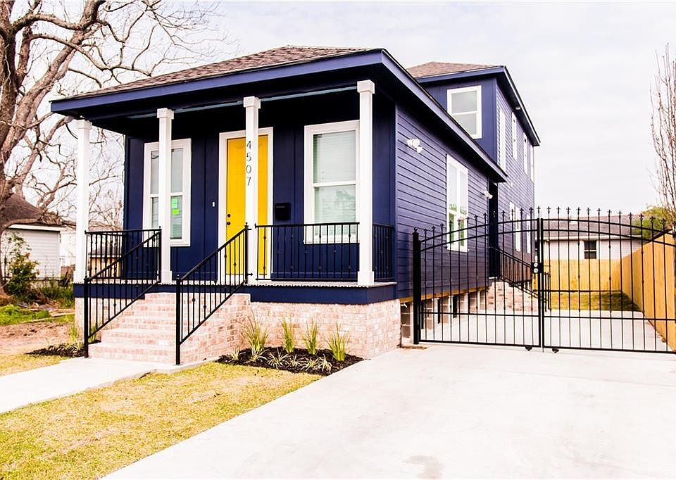 1st image of 4507 Touro St