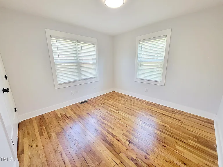 805 Coleman St — Photo 22