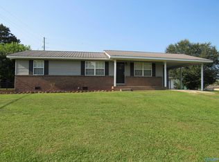 55 Meadow Dr, Holly Pond, AL 35083