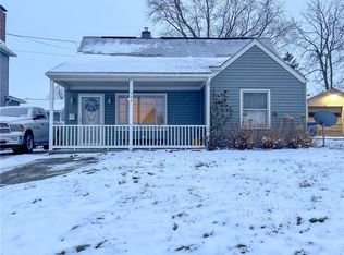 444 Maplewood Ave, Struthers, OH