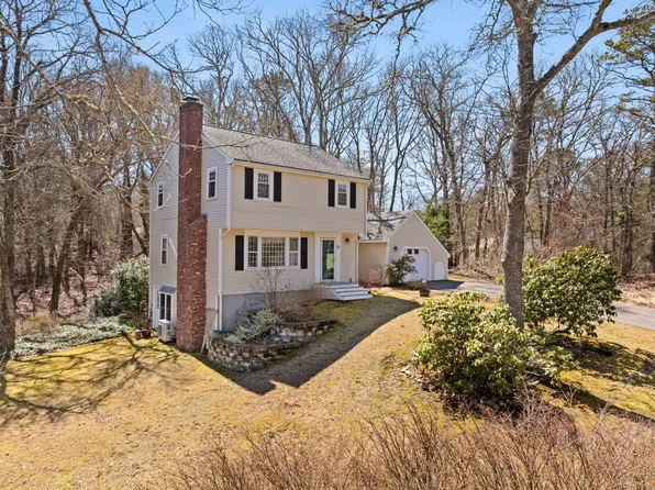 31 Sanderling Drive, Cataumet, MA 02534
