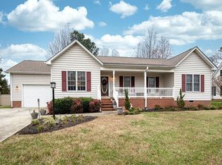 103 Red Oak Pl, Halifax, VA