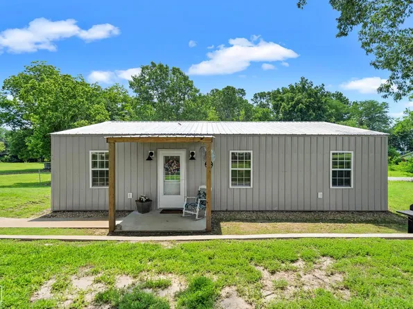 200 Maple St, Sedgwick, AR 72465