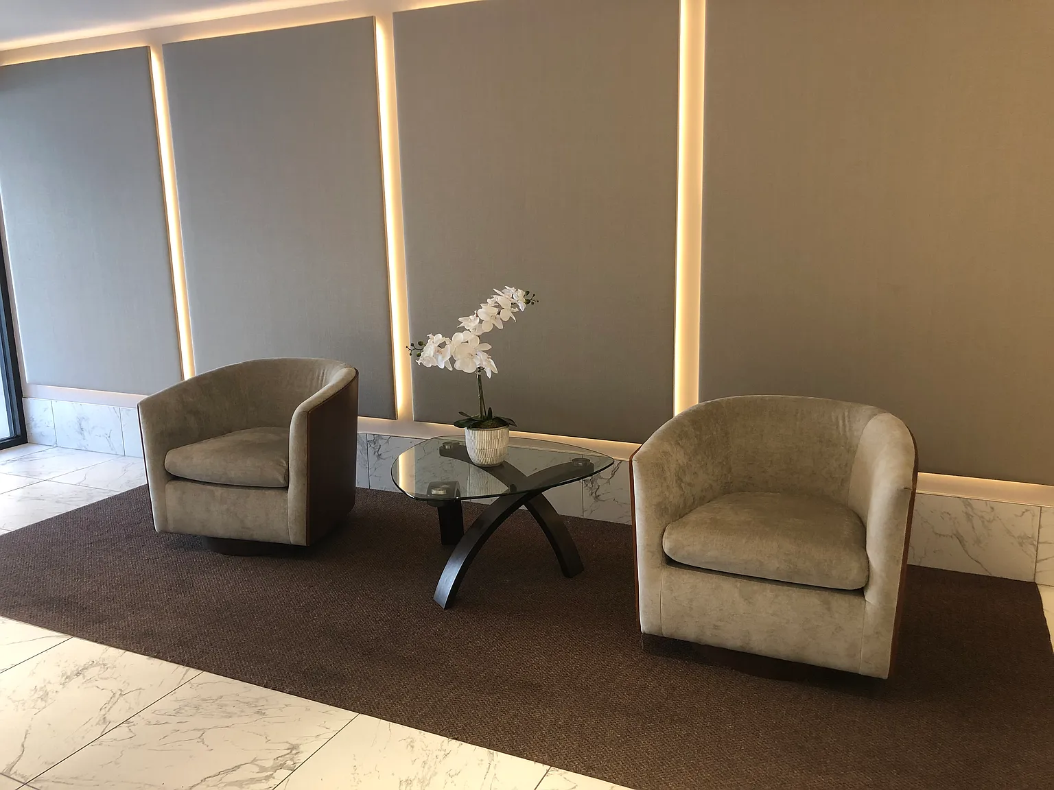 2 bed, 867 sqft, $3,000 — Photo 2