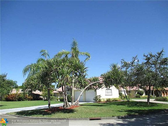 3rd image of 4908 NW 82nd Ter