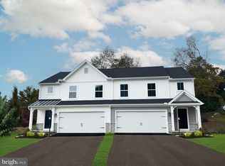 110 S Church St, Spring City, PA 19475