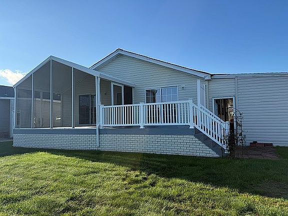 6217 Square Lake Dr, photo 2