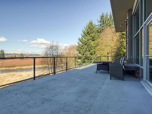 4th image of 15145 36th Ave #111