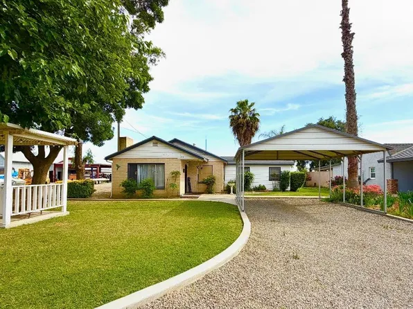 713 E Laguna Ave, Laton, CA 93242