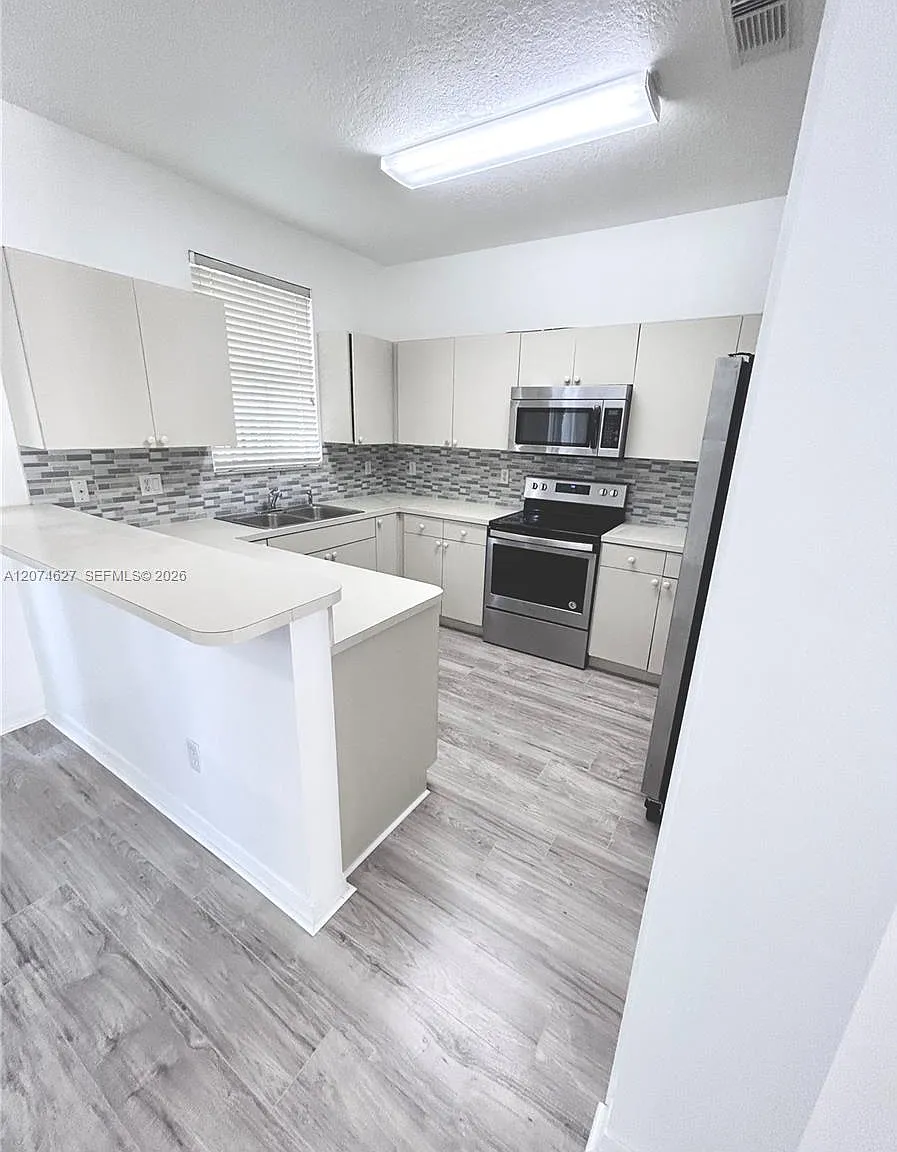 Sandcastles At Doral — Photo 4