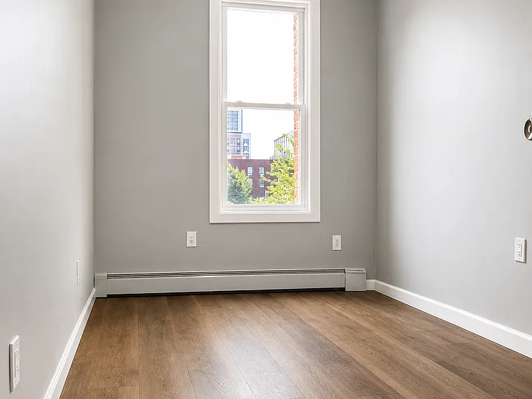 174 Van Siclen Ave #3 — Photo 6