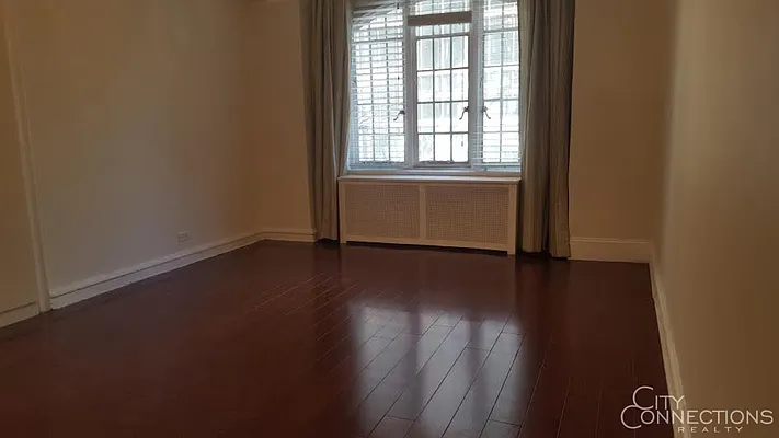 Rented by City Connections Realty | media 11