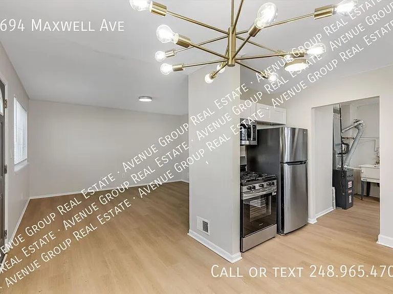 8694 Maxwell Ave — Photo 3