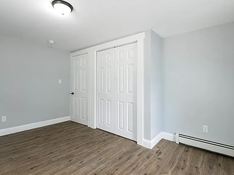 14 W Natick Rd — Photo 16