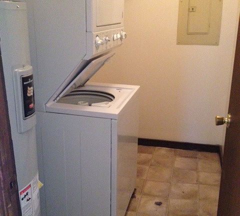3rd image of 1111 Reservoir St APT C