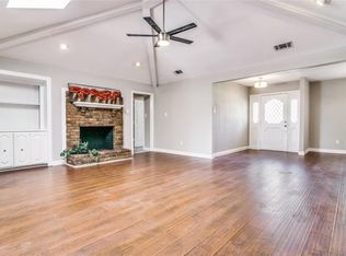 910 Woodhaven Ln, Garland, TX 75040