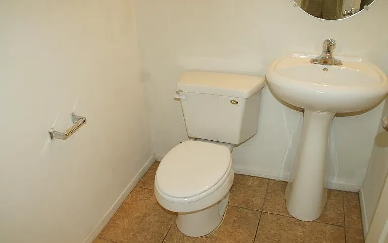 5010 Whispy Breeze Ave — Photo 14