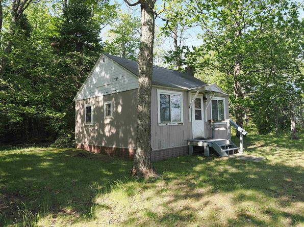 30410 County Road 407 Rd, Newberry, MI 49868