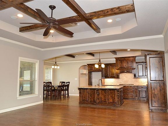 5th image of 17987 Saddle Creek Dr