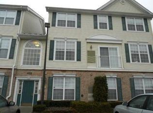 17 Limerick Ln, Phillipsburg, NJ 08865