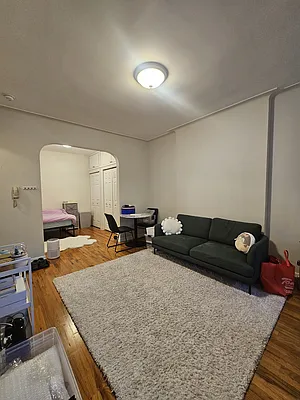 Rented by Kasin Management | media 9