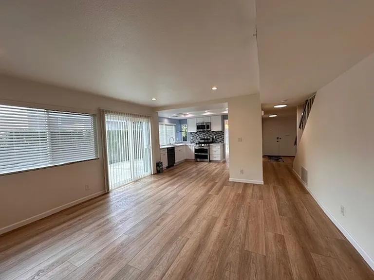 12111 Wagner St — Photo 3