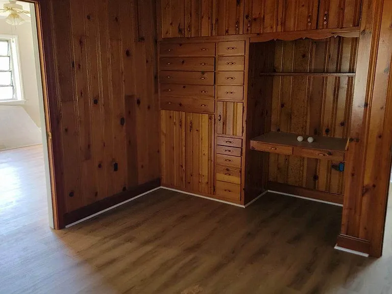 321 Glenhaven Dr — Photo 2