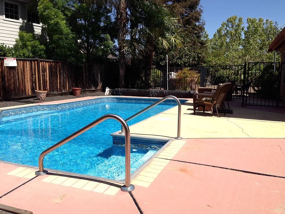 2nd image of 51 Trixie Dr