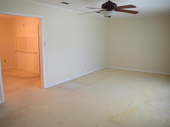2nd image of 1118 11th Ave
