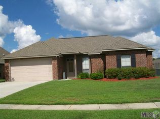 16927 Lynnwood Ave, Greenwell Springs, LA 70739
