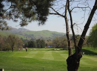 127 Miramonte Dr, Moraga, CA 94556