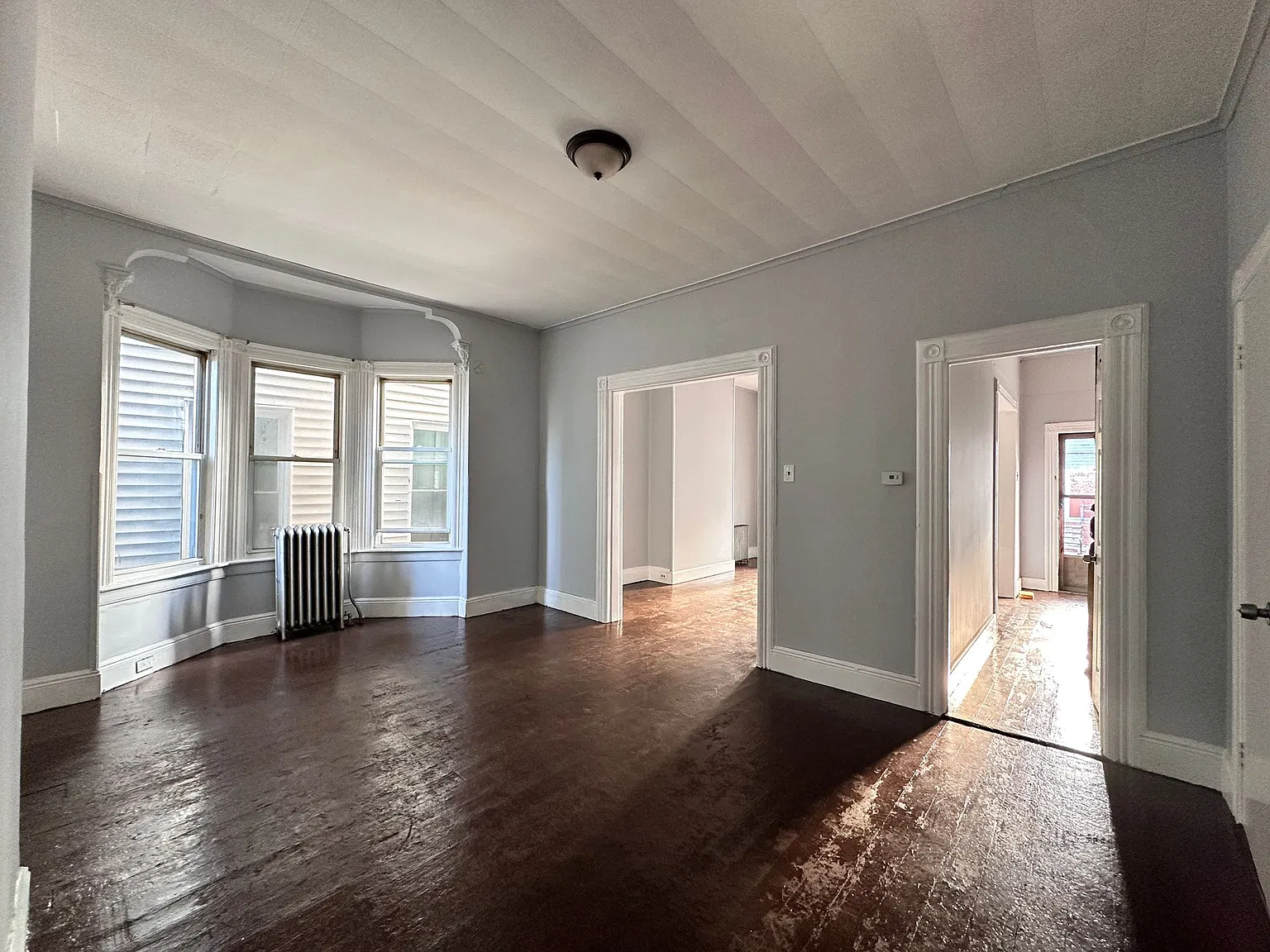 96 Brown Pl — Photo 3