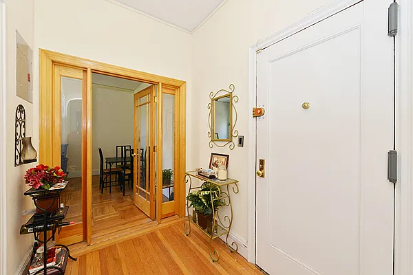 Sold by Orsid Realty Corp | media 5