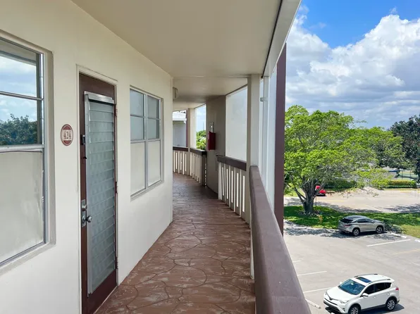 424 Richmond #C, Deerfield Beach, FL 33442