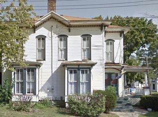 538 W Broadway St, Freeport, IL 61032