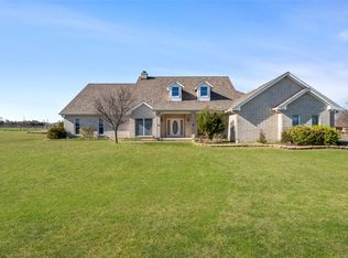 550 Russell Rd, Hudson Oaks, TX 76087